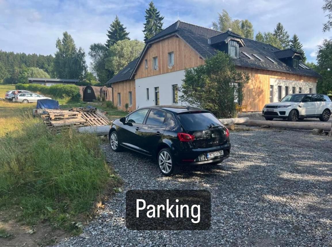 Hobiti Chatka Lipno Černá v Pošumaví Zewnętrze zdjęcie